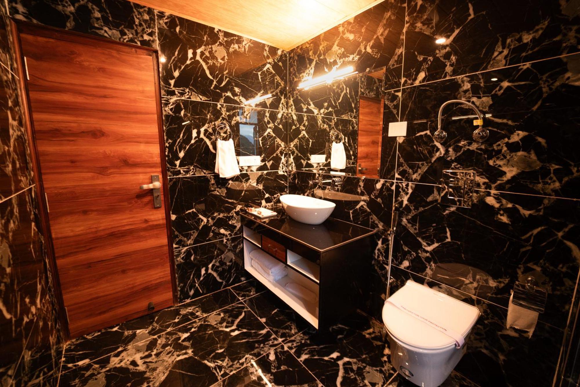 Nazaara - A Luxe Retreat Otel Manāli Dış mekan fotoğraf
