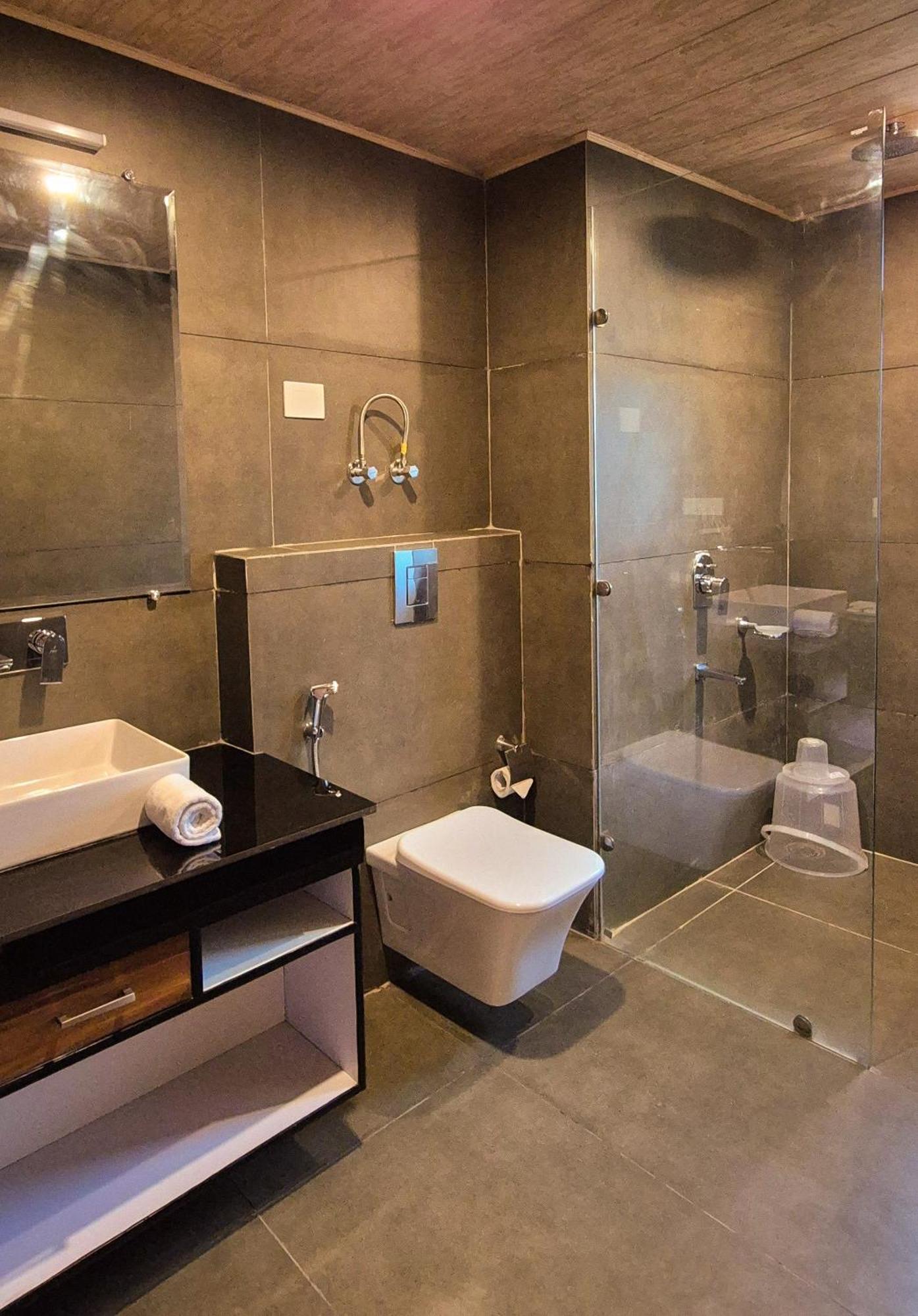 Nazaara - A Luxe Retreat Otel Manāli Dış mekan fotoğraf